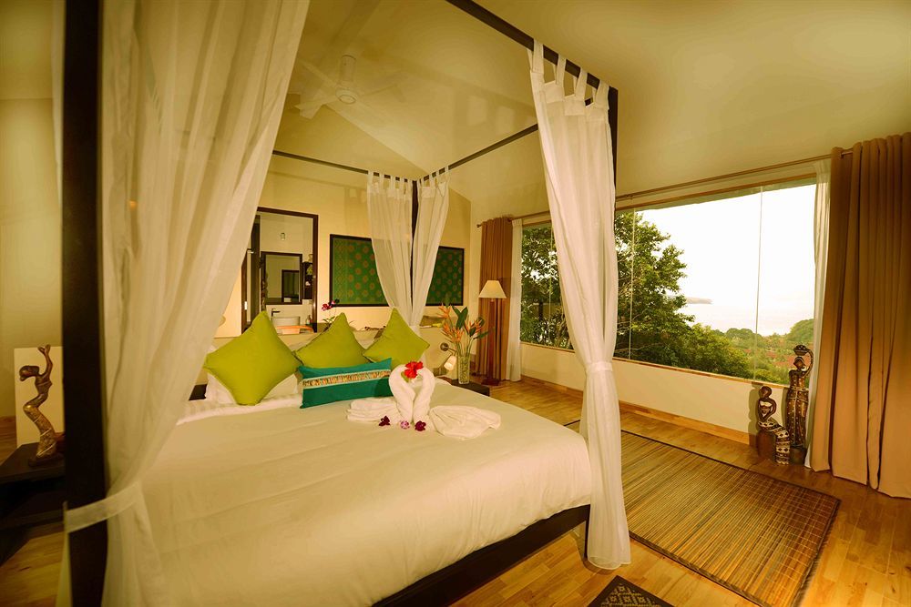 Ambong Rainforest Retreat Pantai Tengah  Екстер'єр фото