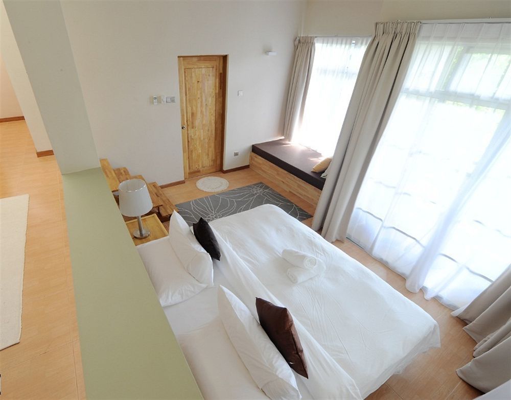 Ambong Rainforest Retreat Pantai Tengah  Екстер'єр фото