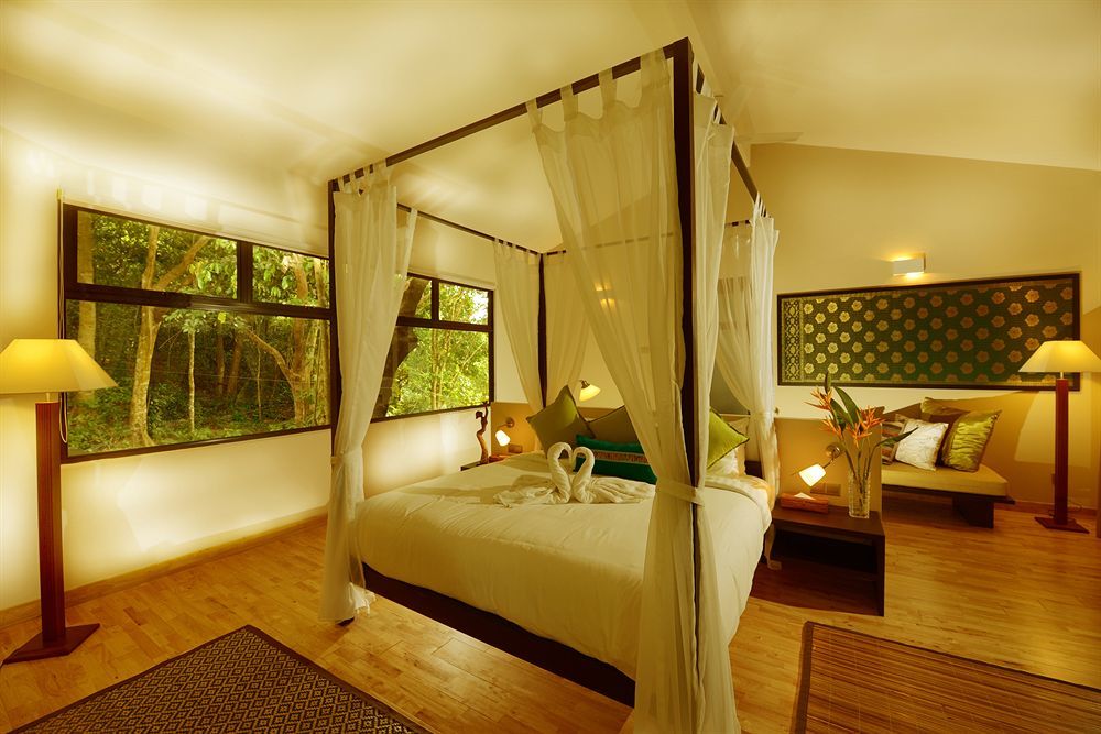 Ambong Rainforest Retreat Pantai Tengah  Екстер'єр фото