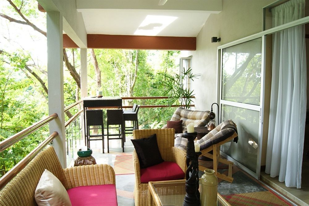 Ambong Rainforest Retreat Pantai Tengah  Екстер'єр фото