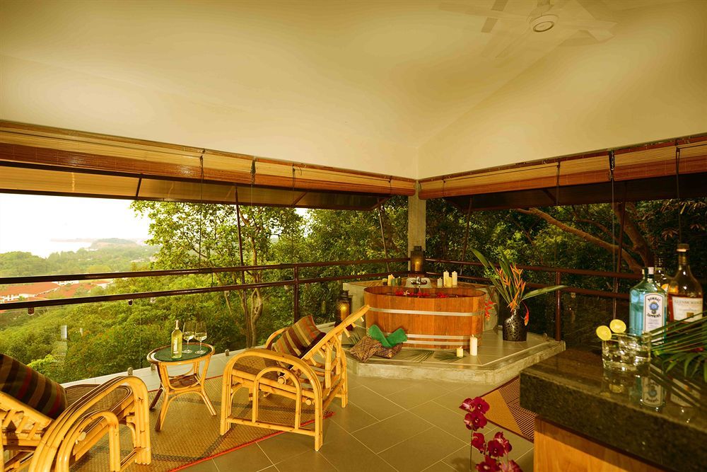 Ambong Rainforest Retreat Pantai Tengah  Екстер'єр фото